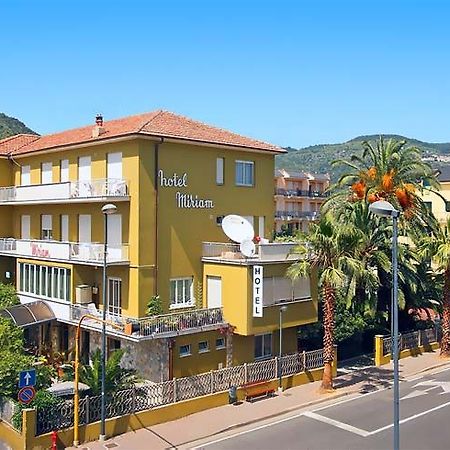 Miriam Pietra Ligure Exterior foto
